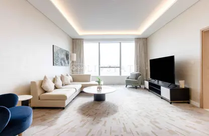 Apartment - 1 Bedroom - 1 Bathroom for rent in The Palm Tower - Palm Jumeirah - Dubai