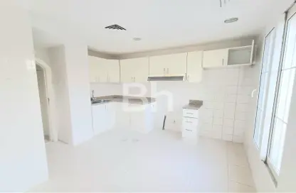 Villa - 2 Bedrooms - 3 Bathrooms for rent in Springs 7 - The Springs - Dubai