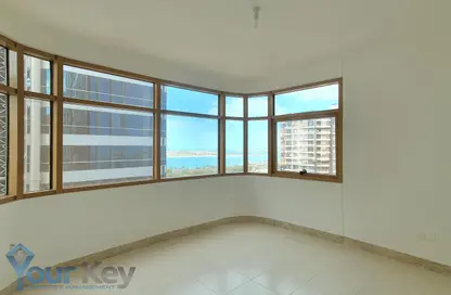 Empty Room image for: Apartment - 3 Bedrooms - 4 Bathrooms for rent in Al Wathba Tower - Al Wathba - Abu Dhabi, Image 1