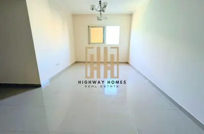Apartment - 3 Bedrooms - 3 Bathrooms for rent in Muwaileh 3 Building - Muwaileh - Sharjah