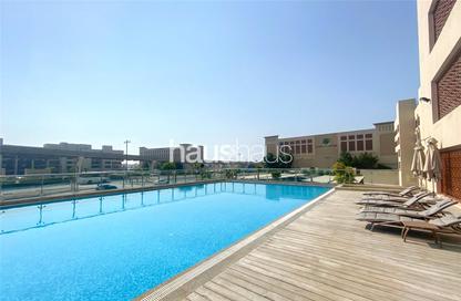 Apartment - Studio - 1 Bathroom for rent in Palm Views East - Palm Views - Palm Jumeirah - Dubai