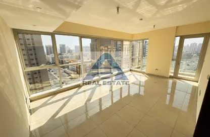 Apartment - 3 Bedrooms - 4 Bathrooms for rent in Hamdan Street - Abu Dhabi