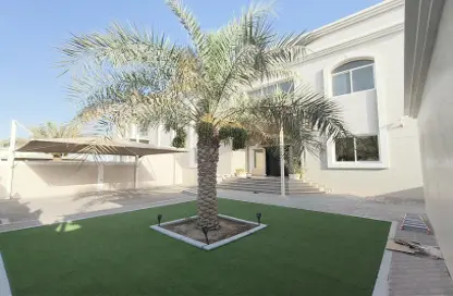 Villa - 4 Bedrooms - 6 Bathrooms for rent in Mohamed Bin Zayed City - Abu Dhabi