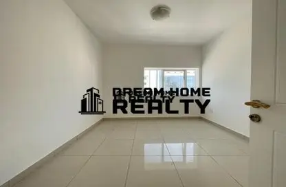 Apartment - 1 Bedroom - 1 Bathroom for rent in Al Hafeet Tower - Al Khan - Sharjah