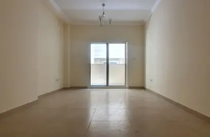 Apartment - 1 Bedroom - 2 Bathrooms for rent in Muwaileh Commercial - Sharjah
