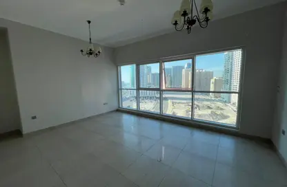 Apartment - 2 Bedrooms - 2 Bathrooms for rent in Al Khan Corniche - Al Khan - Sharjah