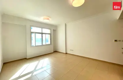 Apartment - 1 Bedroom - 2 Bathrooms for sale in Mazaya 6 - Queue Point - Dubai Land - Dubai