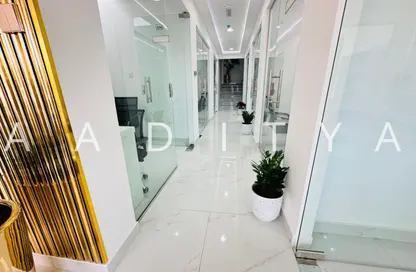 Office Space - Studio - 1 Bathroom for rent in Reem Residency - Al Karama - Dubai