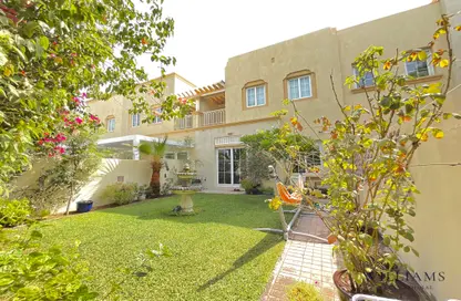 فيلا - 2 غرف نوم - 2 حمامات للبيع في الينابيع 12 - الينابيع - دبي