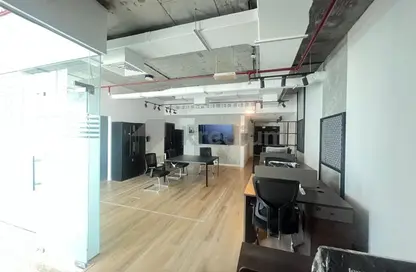 Office Space - Studio - 1 Bathroom for rent in Grosvenor Business Tower - Barsha Heights (Tecom) - Dubai