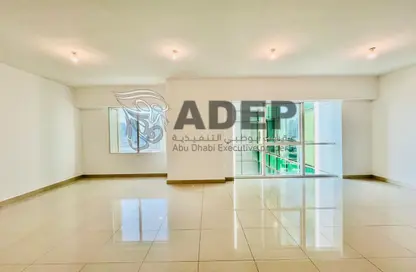 Apartment - 2 Bedrooms - 2 Bathrooms for sale in Marina Square - Al Reem Island - Abu Dhabi