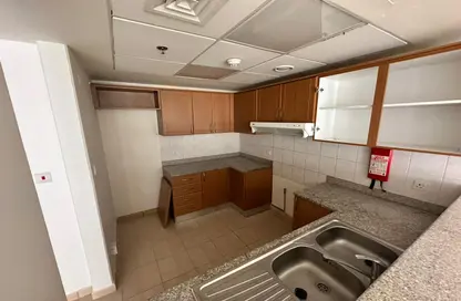 صورة لـ مطبخ شقة - غرفة نوم - 1 حمام للايجار في المنارة - البدرة - الواجهة المائية - دبي ، صورة رقم 1