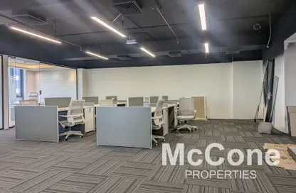 Partitions | Modern | Fitted and Furnished