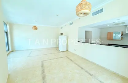 Apartment - 1 Bedroom - 2 Bathrooms for rent in Zumurud Tower - Dubai Marina - Dubai