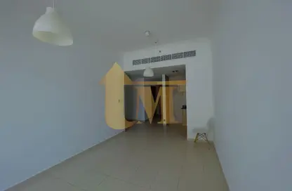 Apartment - 1 Bedroom - 1 Bathroom for rent in Mayfair Tower - Business Bay - Dubai