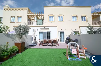 Villa - 2 Bedrooms - 3 Bathrooms for rent in Springs 8 - The Springs - Dubai