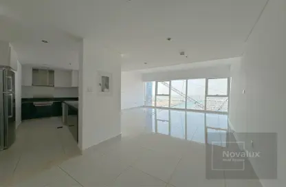 Empty Room image for: Apartment - 2 Bedrooms - 3 Bathrooms for sale in Damac Heights - Dubai Marina - Dubai, Image 1