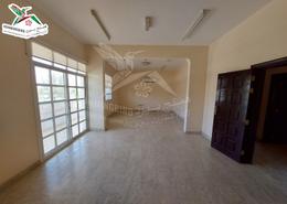 Apartment - 3 bedrooms - 4 bathrooms for rent in Central District - Al Ain