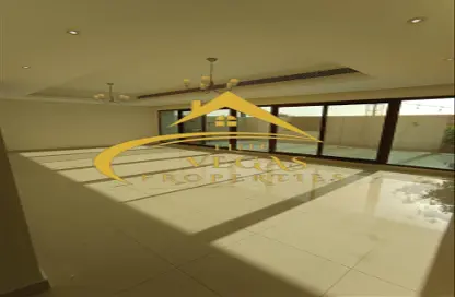 Villa - 4 Bedrooms - 4 Bathrooms for rent in Nad Al Sheba 1 - Nad Al Sheba - Dubai