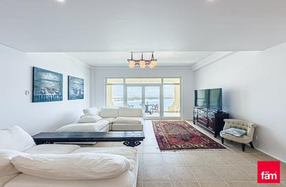 Apartment - 1 Bedroom - 2 Bathrooms for rent in Al Sultana - Shoreline Apartments - Palm Jumeirah - Dubai