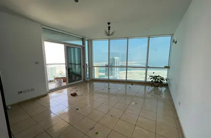 Apartment - 3 Bedrooms - 5 Bathrooms for rent in Palm Tower - Al Khan Lagoon - Al Khan - Sharjah