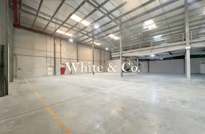 Warehouse - Studio for rent in Dubai Investment Park 2 (DIP 2) - Dubai Investment Park (DIP) - Dubai