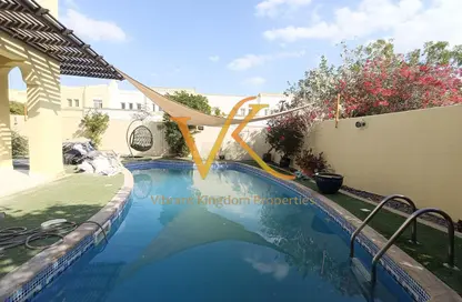 فيلا - 2 غرف نوم - 3 حمامات للايجار في الينابيع 9 - الينابيع - دبي