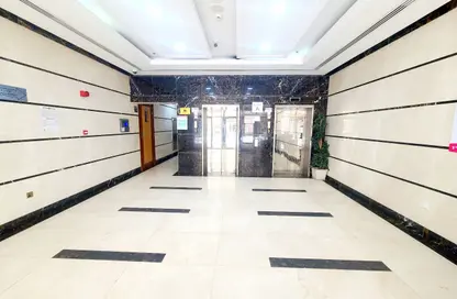 شقة - 2 غرف نوم - 3 حمامات للايجار في يو أو إس - تجارية مويلح - الشارقة