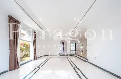 Villa - 5 Bedrooms - 6 Bathrooms for rent in Umm Suqeim 1 Villas - Umm Suqeim 1 - Umm Suqeim - Dubai