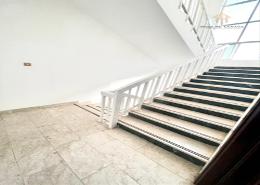 Apartment - 3 bedrooms - 4 bathrooms for rent in Al Niyadat - Central District - Al Ain Apartment - 3 bedrooms - 4 bathrooms for rent in Al Niyadat - Central District - Al Ain