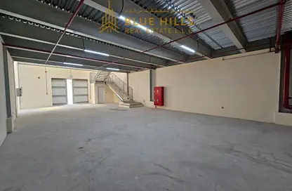 Warehouse - Studio - 1 Bathroom for rent in RAS - Umm Ramool - Dubai