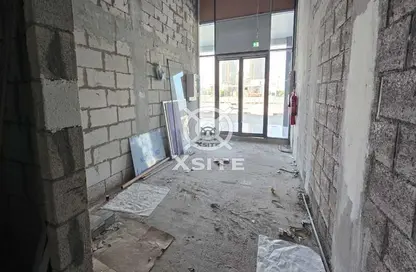 Shop - Studio - 1 Bathroom for rent in AZIZI Riviera - Meydan One - Meydan - Dubai