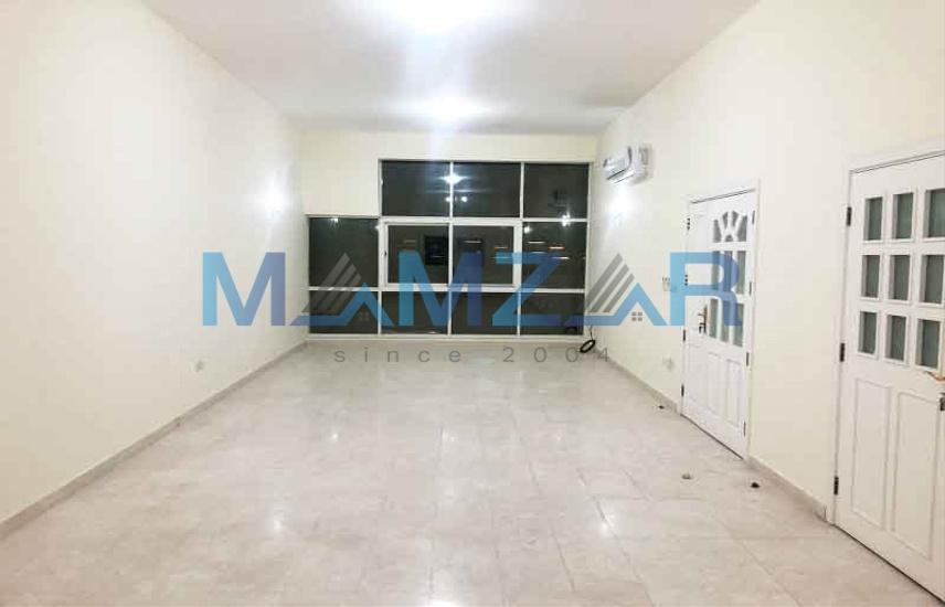 Villa for Rent in Al Mushrif Villas Good finishing 5BR Parking