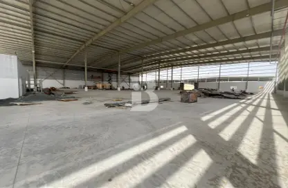 Warehouse - Studio for rent in Saih Shuaib 3 - Dubai Industrial City - Dubai