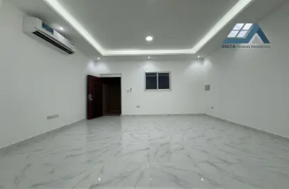 شقة - غرفة نوم - 1 حمام للايجار في فيلات مدينة خليفة آيه - مدينة خليفة أ - مدينة خليفة - أبوظبي