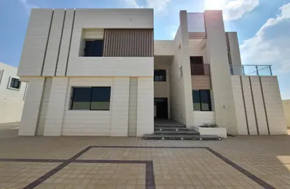 Villa - 7 Bedrooms - 7 Bathrooms for rent in Seih Al Uraibi - Ras Al Khaimah