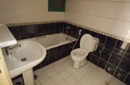 Apartment - 1 Bedroom - 2 Bathrooms for rent in Al Qasimia - Sharjah Apartment - 1 Bedroom - 2 Bathrooms for rent in Al Qasimia - Sharjah