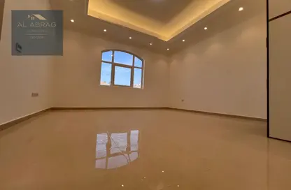 Apartment - 1 Bathroom for rent in C120 Building - Mohamed Bin Zayed City - Abu Dhabi