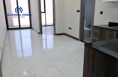 شقة - غرفة نوم - 2 حمامات للبيع في برج روكان B - برج روكان - روكان - دبي لاند - دبي