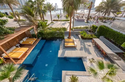 Villa - 5 Bedrooms - 7 Bathrooms for sale in FIVE Palm Jumeirah - Palm Jumeirah - Dubai