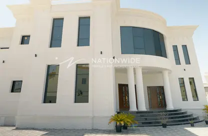 Villa - 5 Bedrooms - 6 Bathrooms for sale in Khalifa City A Villas - Khalifa City A - Khalifa City - Abu Dhabi
