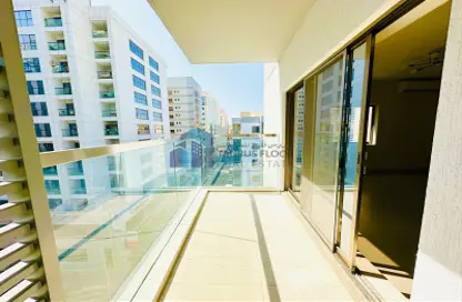 Apartment - 3 Bedrooms - 3 Bathrooms for rent in Rigga Road - Al Rigga - Deira - Dubai