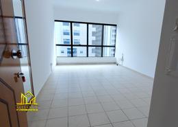 Apartment - 1 bedroom - 1 bathroom for rent in Al Noor Tower - Khalifa Street - Abu Dhabi
