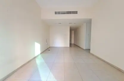 Apartment - 2 Bedrooms - 2 Bathrooms for rent in Mankhool - Bur Dubai - Dubai