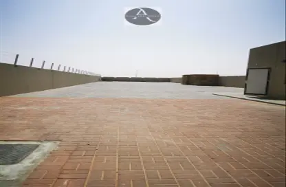 أرض - استوديو للايجار في آلصجعه - الشارقة