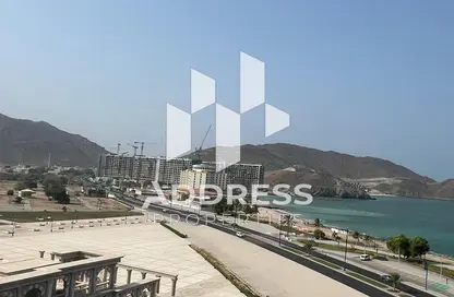 شقة - غرفة نوم - 2 حمامات للبيع في خورفكان - الشارقة