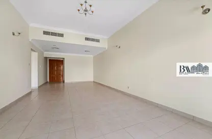 شقة - غرفة نوم - 2 حمامات للايجار في بي آر ٣٩٩ - الحضيبة - السطوة - دبي