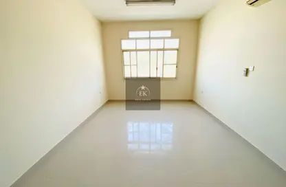 Apartment - 2 Bedrooms - 2 Bathrooms for rent in Al Jimi - Al Ain