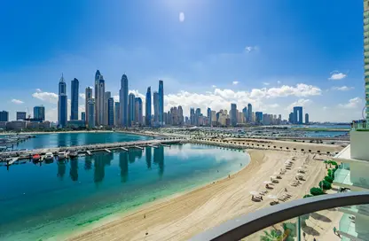 Apartment - 3 Bedrooms - 4 Bathrooms for sale in Marina Vista - EMAAR Beachfront - Dubai Harbour - Dubai