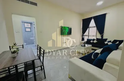 شقة - غرفة نوم - 1 حمام للايجار في مساكن كورنيش عجمان - طريق كورنيش عجمان - عجمان
